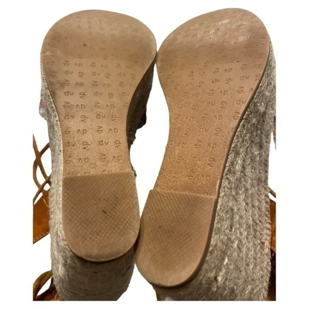 DV Dolce Vita Target Aztec Espadrille Platform Wedge Lace Up Sandals Size 7 Boho